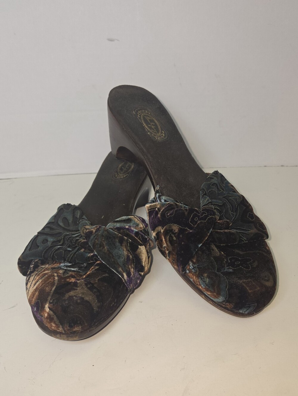 Knotted Velvet Floral Mules in Multicolor Velvet